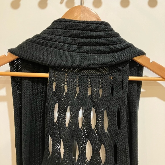 BCBGMaxAzria medium Womens New with tags Black Open-Knit Sweater - Picture 13 of 16